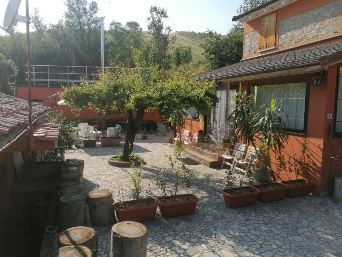 Relais Ca Del Rio Villa Botteghino ภายนอก รูปภาพ